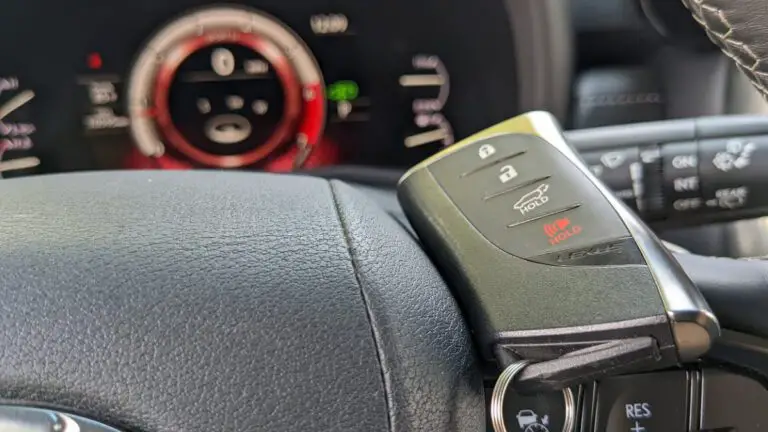 Key Fob Battery Low Warning Light: 4 Reasons Why It Occurs and Resolution